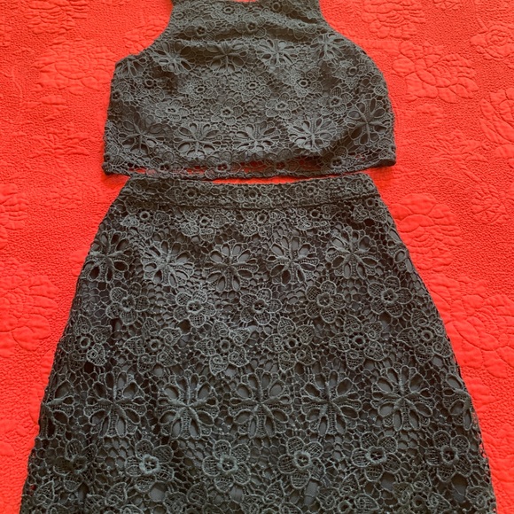 Hollister Dresses & Skirts - Hollister Junior Top and Skirt